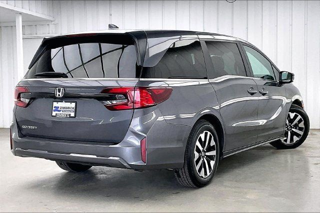 Certified 2025 Honda Odyssey EX-L image 12