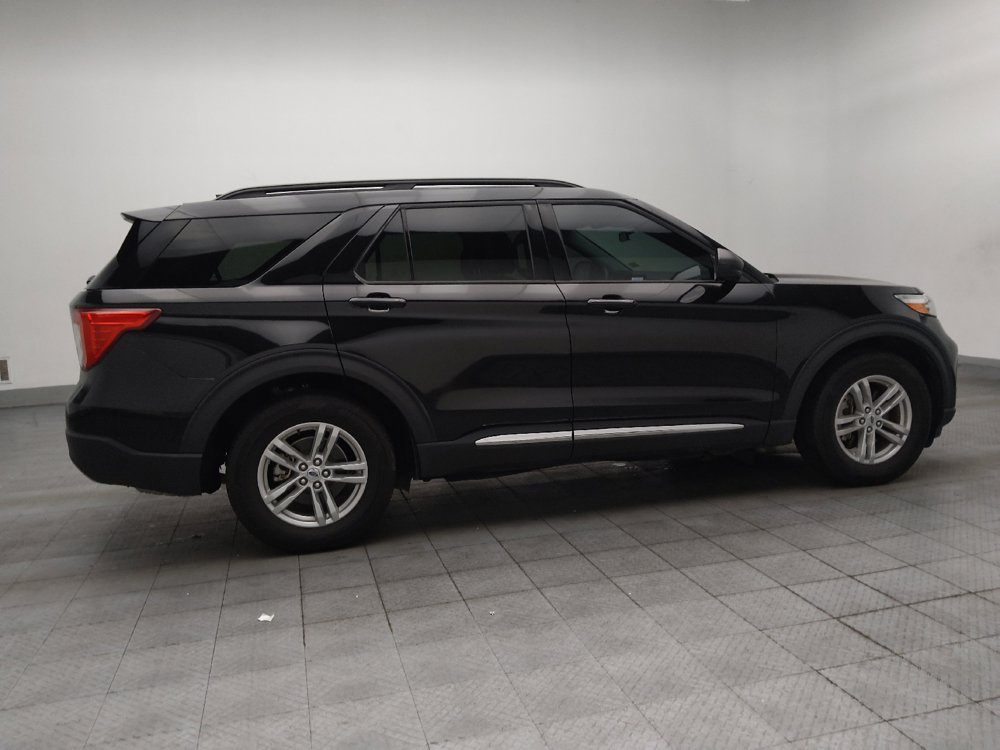 Used 2024 Ford Explorer XLT w/ Equipment Group 202A RWD image 10