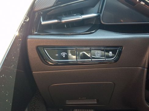 Used 2023 Kia Niro EX FWD image 23
