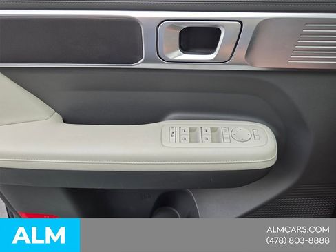 Used 2025 Hyundai Santa Fe SEL FWD image 30