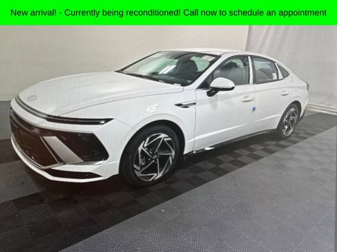 Used 2026 Hyundai Sonata SEL FWD image 1
