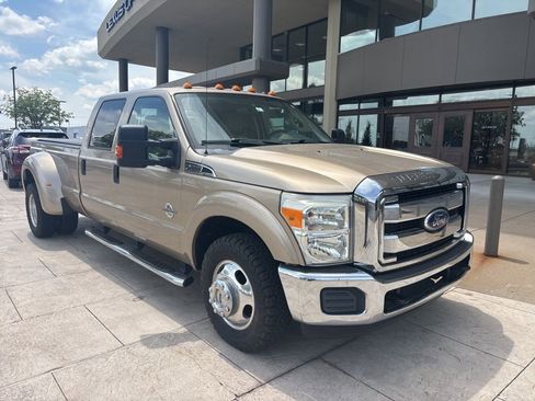 Used 2011 Ford F350 XLT w/ XLT Interior Pkg RWD image 1