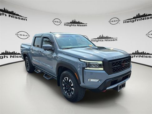 Used 2023 Nissan Frontier PRO-4X w/ Pro Convenience Package AWD/4WD image 7
