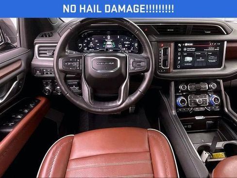 Used 2023 GMC Yukon XL Denali Ultimate AWD/4WD image 5