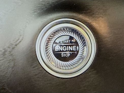 Used 2023 Mercedes-Benz E 450 Cabriolet image 19