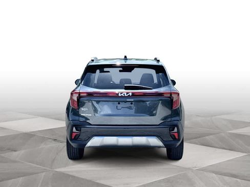 Certified 2024 Kia Seltos EX FWD image 7