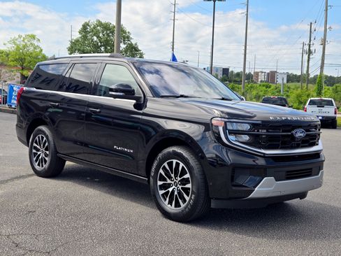 Certified 2025 Ford Expedition Platinum AWD/4WD image 6