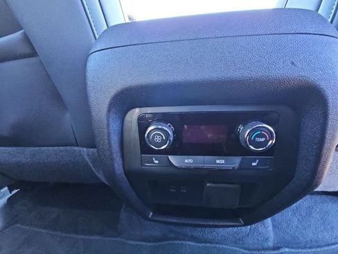 Used 2024 Chevrolet Traverse RS AWD/4WD image 23
