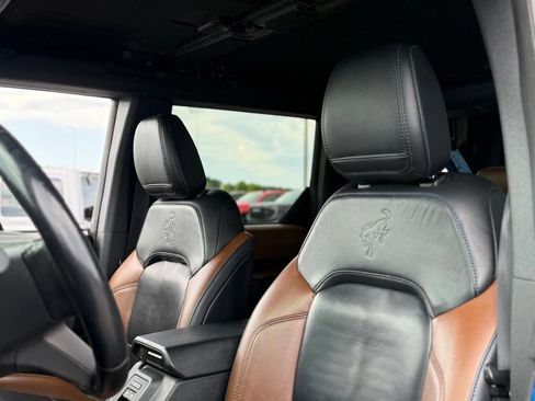 Used 2023 Ford Bronco Outer Banks w/ Sasquatch Package AWD/4WD image 13