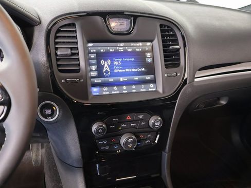 Used 2023 Chrysler 300 S w/ Comfort Group image 5