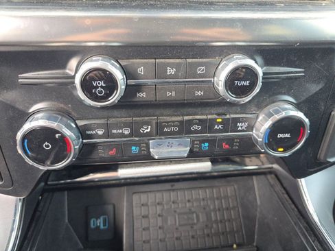 Used 2023 Ford F150 Lariat w/ Equipment Group 502A High image 17