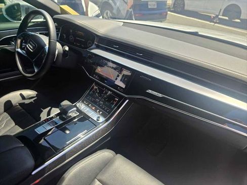 Used 2022 Audi A8 L 3.0T w/ Executive Package AWD/4WD image 11