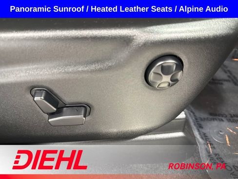 Used 2018 Jeep Grand Cherokee Limited AWD/4WD image 15