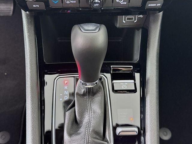 New 2026 Jeep Compass Latitude AWD/4WD image 18