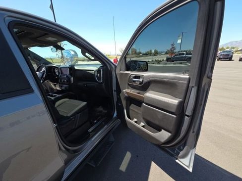 Used 2021 Chevrolet Silverado 1500 LT Trail Boss w/ Convenience Package II AWD/4WD image 21
