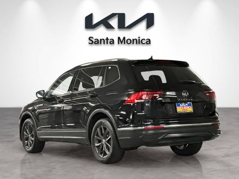 Used 2022 Volkswagen Tiguan SE image 4