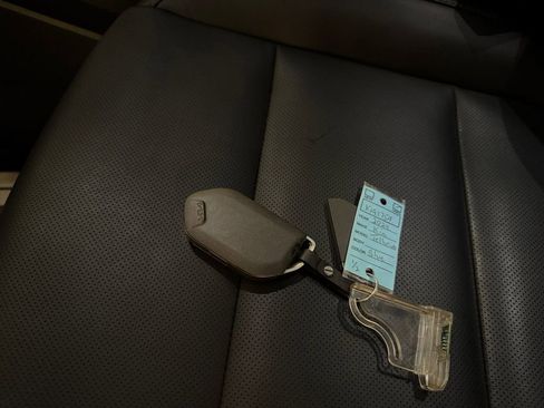 Certified 2024 Kia Telluride S w/ S Sunroof Package image 32