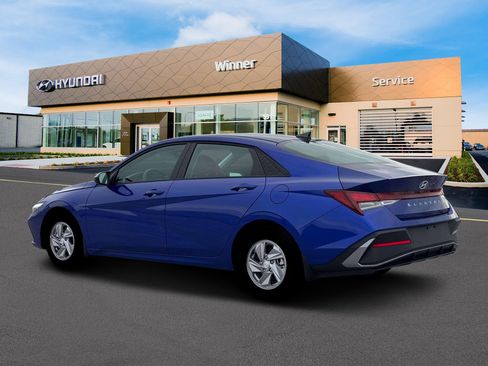 New 2026 Hyundai Elantra SE image 4