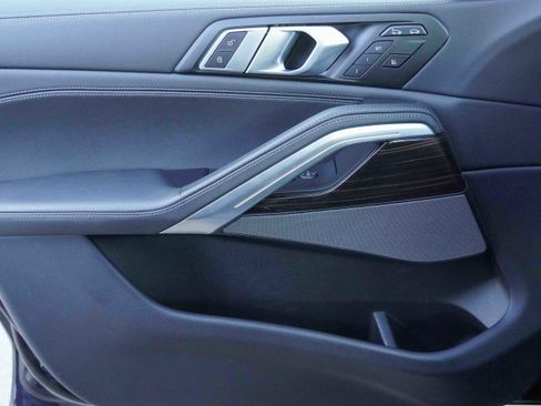 Used 2025 BMW X6 xDrive40i image 31