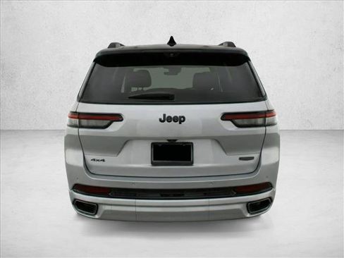 Used 2024 Jeep Grand Cherokee L Summit w/ Advanced Protech Group IV image 6