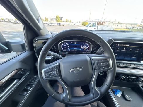 Used 2025 Chevrolet Silverado 2500 LT w/ Trail Boss Package AWD/4WD image 14