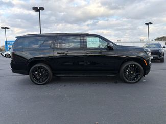 New 2026 Chevrolet Suburban RST video 2