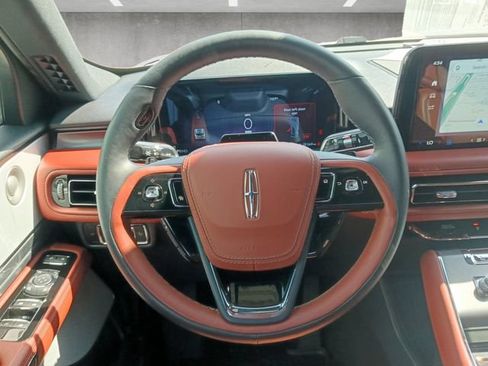 Used 2025 Lincoln Aviator Reserve w/ Equipment Group 201A AWD/4WD image 21