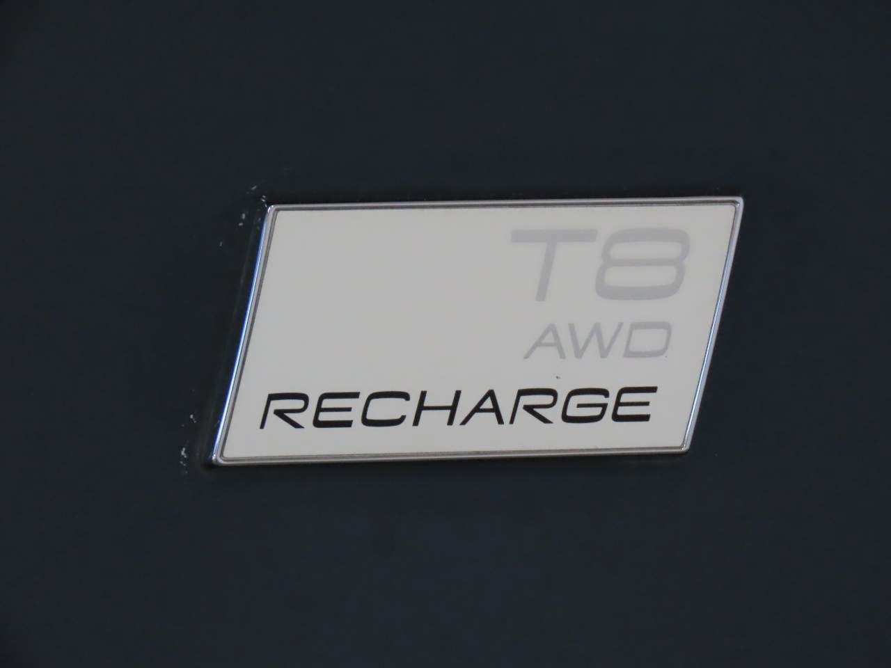 Used 2021 Volvo XC90 T8 Inscription Expression w/ Advanced Package AWD/4WD image 6