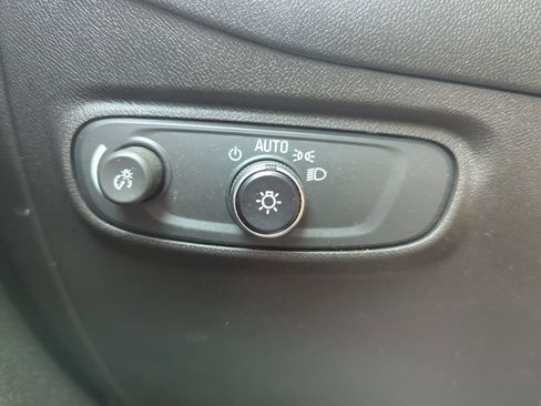 Certified 2024 Chevrolet Equinox LT image 34