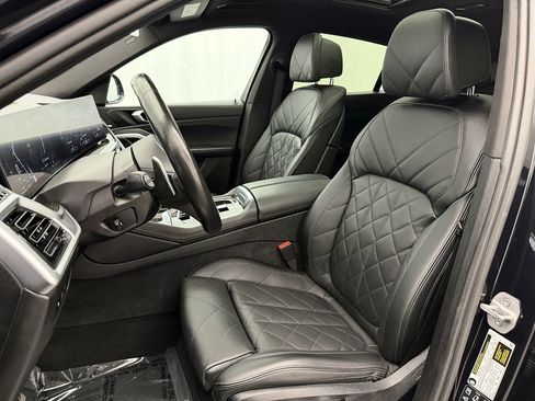 Used 2025 BMW X6 xDrive40i image 10