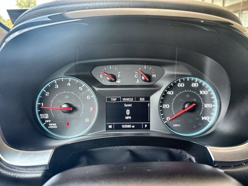 Used 2020 Chevrolet Traverse LS FWD image 11
