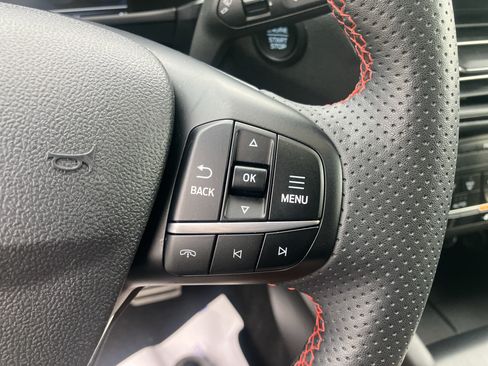 Certified 2023 Ford Escape ST-Line AWD/4WD image 26