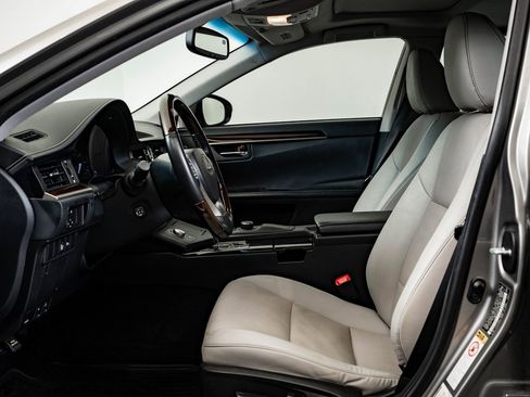 Used 2015 Lexus ES 350 image 21