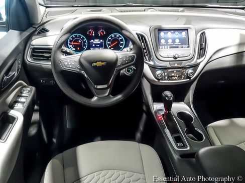 Used 2021 Chevrolet Equinox LS w/ LS Convenience Package FWD image 15