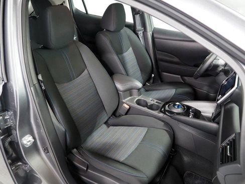 Used 2024 Nissan Leaf SV Plus image 2