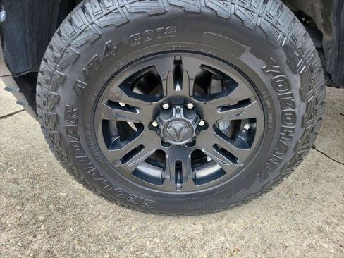 Certified 2022 Toyota Tacoma SR w/ SR Convenience Package RWD image 24