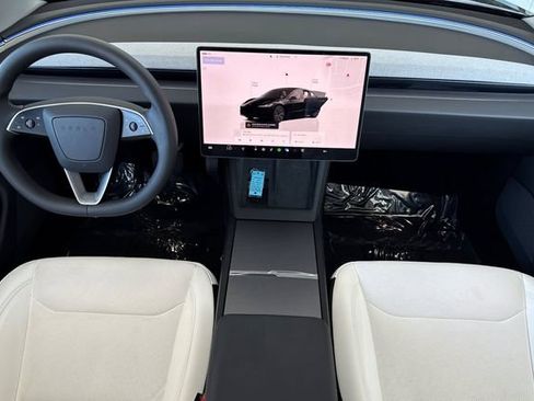 Used 2025 Tesla Model 3 Long Range image 15