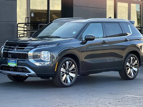 New 2026 Mitsubishi Outlander SEL FWD image 9