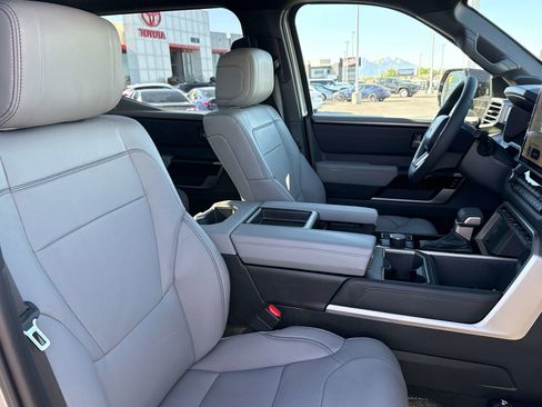 New 2026 Toyota Tundra Limited AWD/4WD image 14