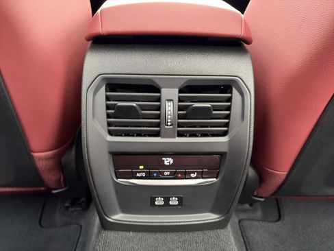 Used 2026 BMW 330i Sedan RWD image 30