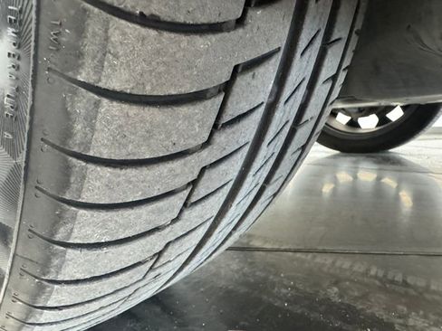 Used 2023 BMW X7 xDrive40i w/ Executive Package image 11