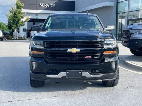 Used 2018 Chevrolet Silverado 1500 LT w/ All Star Edition AWD/4WD image 2