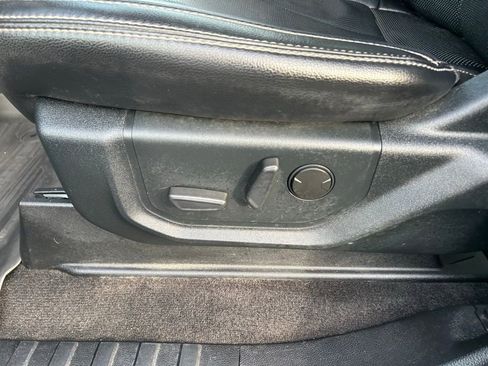 Certified 2020 Ford F150 Lariat w/ Equipment Group 502A Luxury image 16