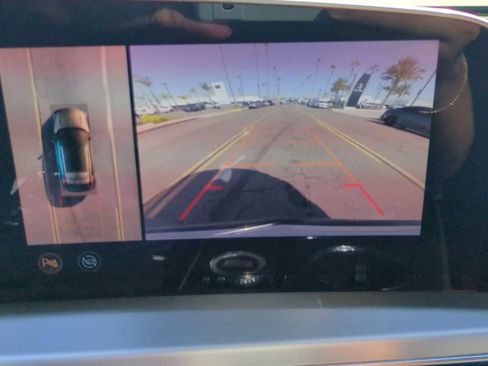 Used 2025 Cadillac Lyriq Sport image 20