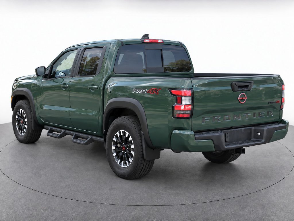 Used 2023 Nissan Frontier PRO-4X w/ Tow Package AWD/4WD image 3