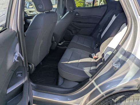 New 2026 Chevrolet Trax RS image 13