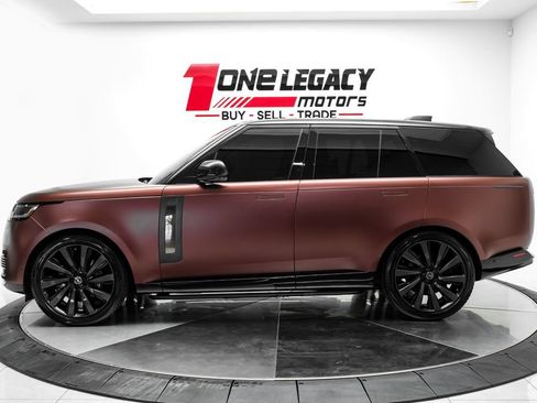 Used 2023 Land Rover Range Rover SV AWD/4WD image 13