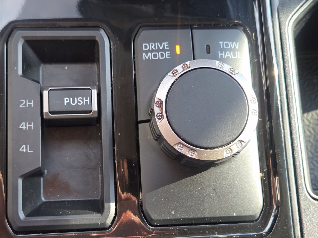 Used 2023 Toyota Tundra SR5 w/ SR5 Convenience Package AWD/4WD image 9