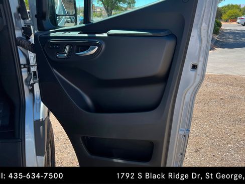Used 2026 Mercedes-Benz Sprinter 2500 image 22