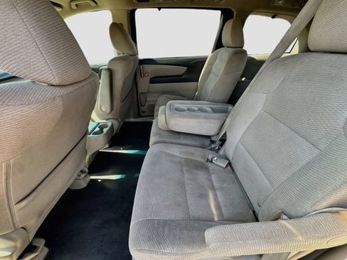 Used 2012 Honda Odyssey EX image 21
